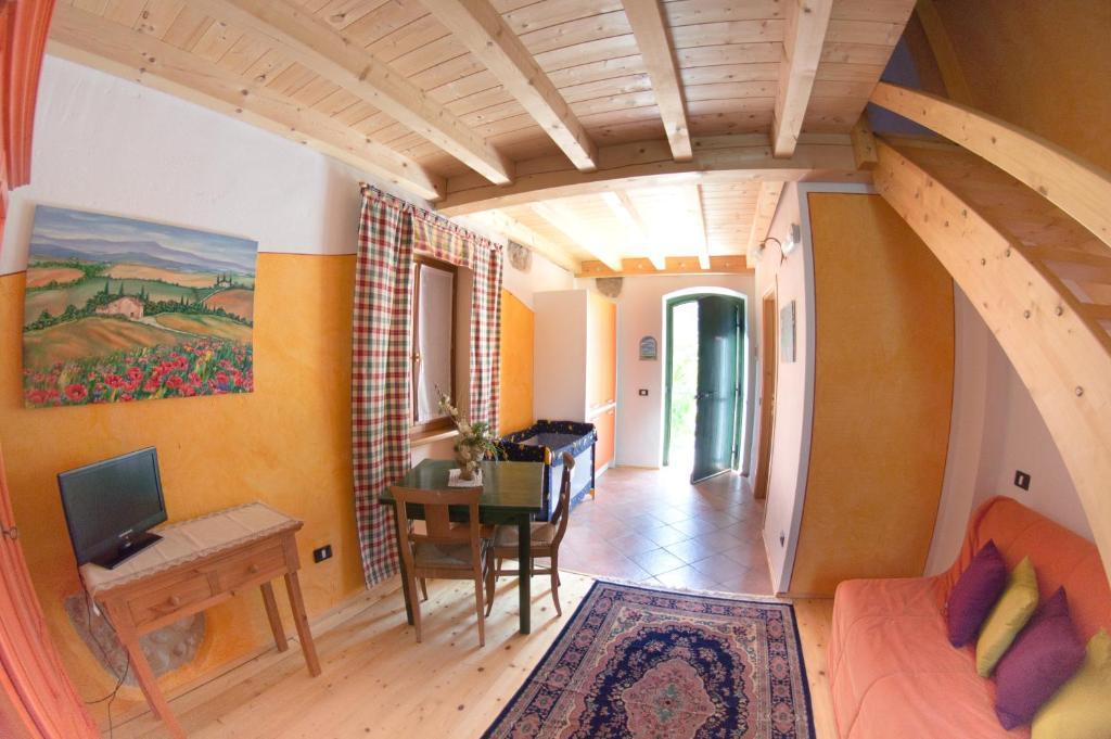 Agriturismo Revena Brentino Belluno Oda fotoğraf